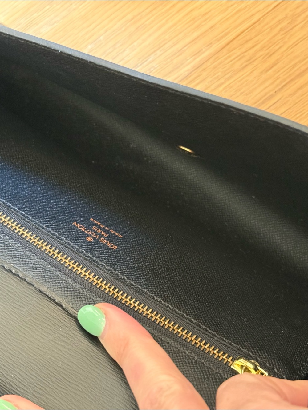 Louis Vuitton Black Epi Leather Envelope Clutch Bag - Picture 10 of 15